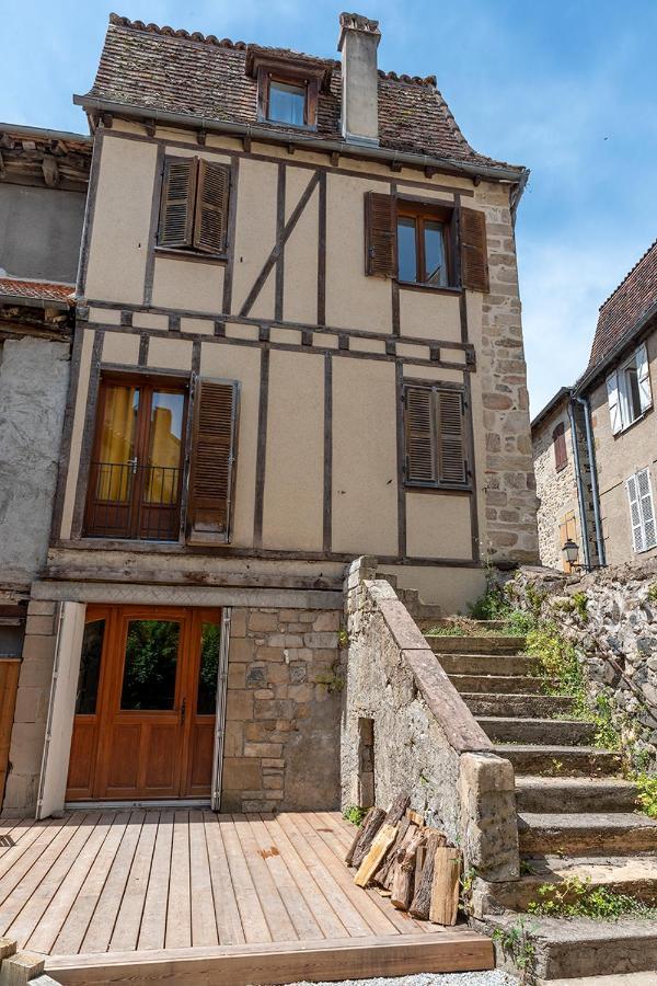 Logis Face A L'Abbatiale Διαμέρισμα Beaulieu-sur-Dordogne Εξωτερικό φωτογραφία