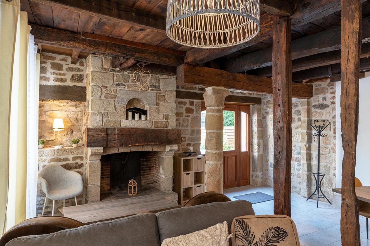 Logis Face A L'Abbatiale Διαμέρισμα Beaulieu-sur-Dordogne Εξωτερικό φωτογραφία